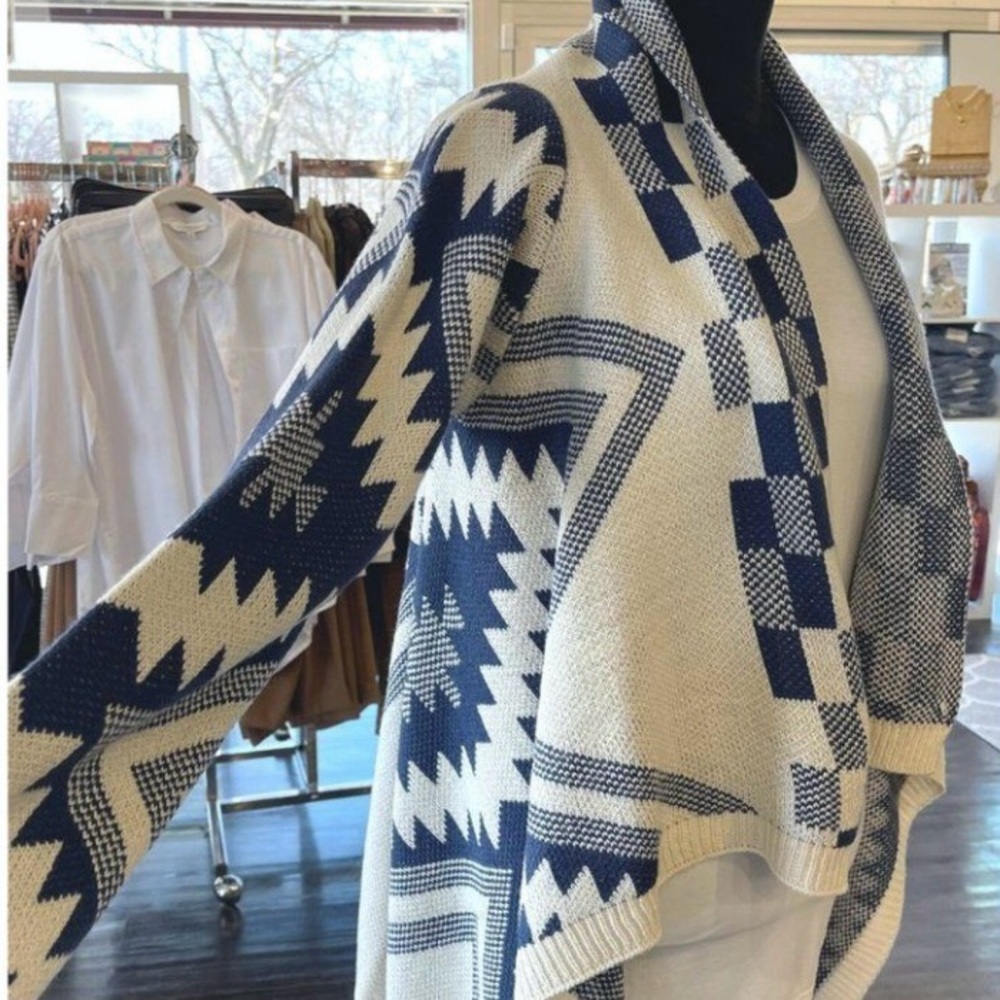 “Davi & Dani” Boho, Navy & Cream, Aztec Design, O… - image 8